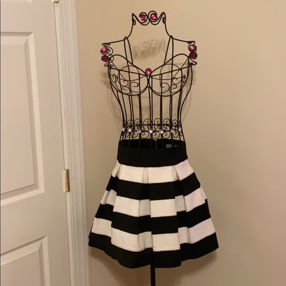 Black and White Bandage Stripe Skirt.